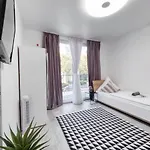 Guest house Amanda 3*