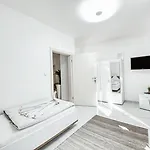 Amanda Guest house 3*