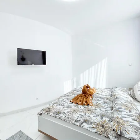 Amanda ゲストハウス 3*