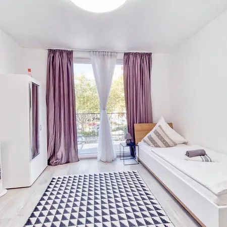 Amanda ゲストハウス 3*