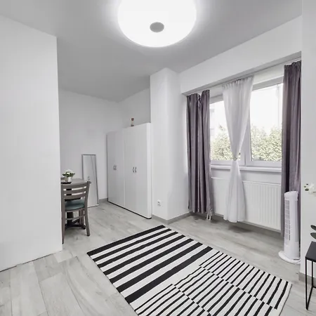 ゲストハウス Amanda