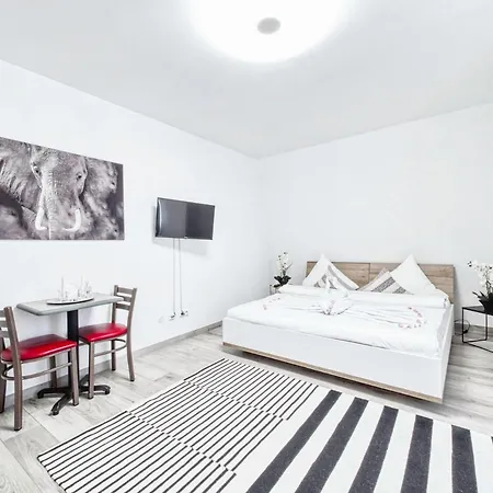 Amanda Πανσιόν