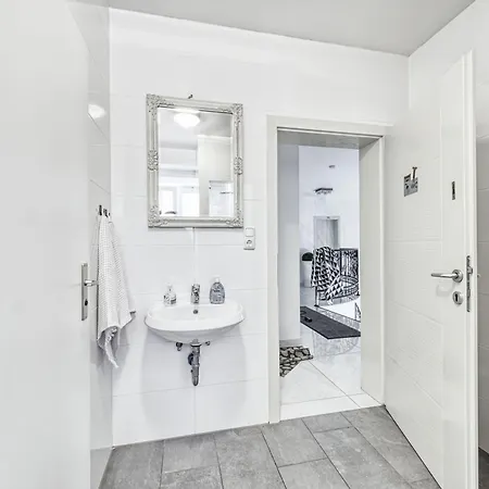 Amanda Πανσιόν